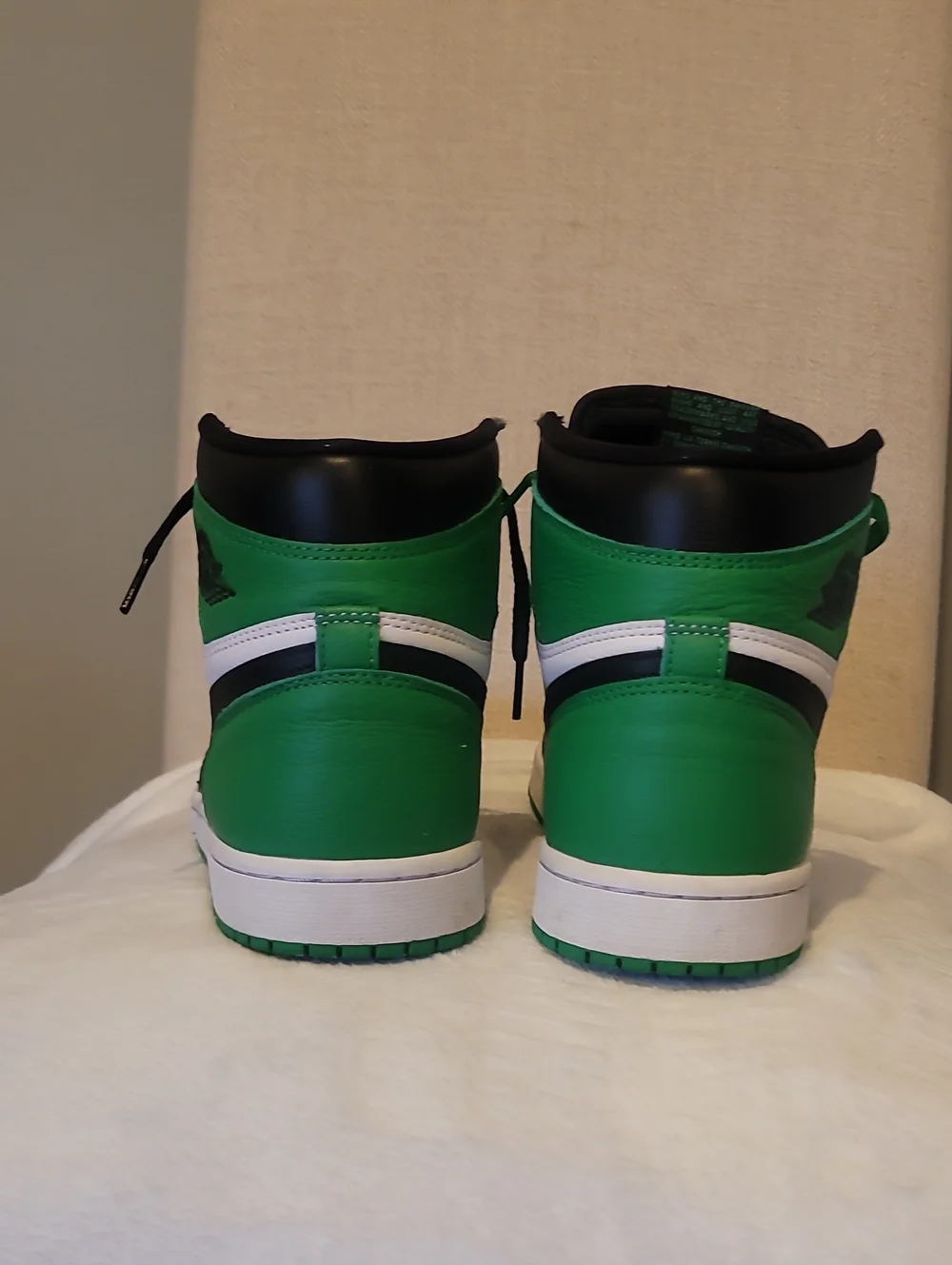 Nike High-Top Jordan Lucky 1 Sneakers in Black, White & Green